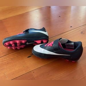Little Girls Soccer Cleats size 10